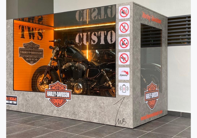Custom Built 1:1 Motorcycle Showcase
